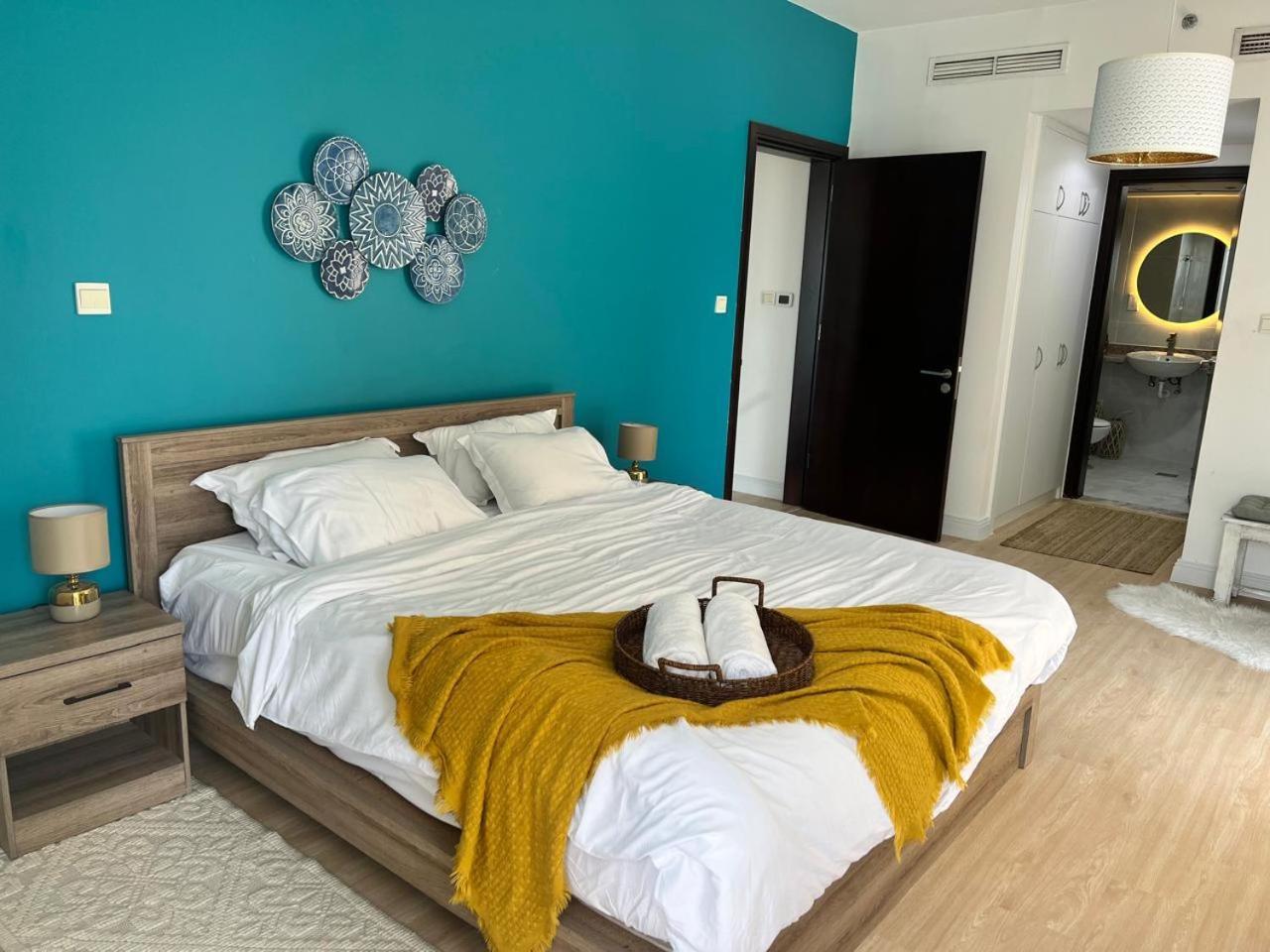 Newly Renovated Marina & Sea View Family Condo Dubaj Zewnętrze zdjęcie